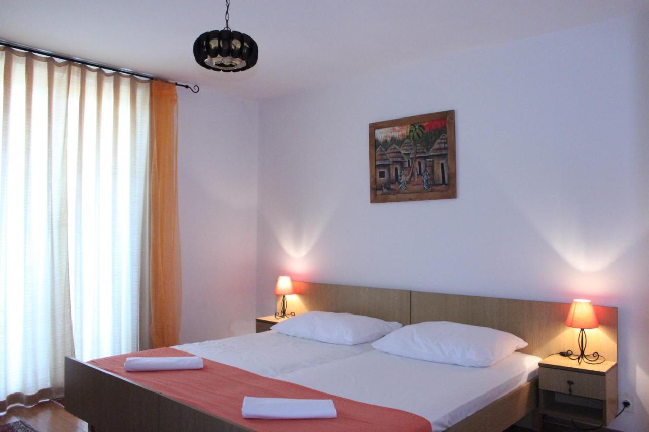 Apartmani Dienes Novi Vinodolski Exteriör bild